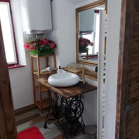 Pr' Sovarjo Zgornje Gorje